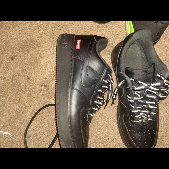 Supreme force ones size 9 100$ talk to me they been wore there in good condition - Picture 1 of 3